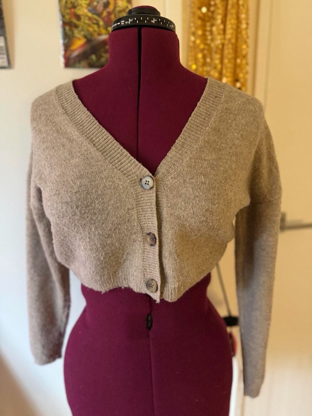 Missguided Cropped V-Neck Button Cardigan